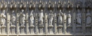 Statue dei martiri del XX secolo - Westminster Abbey, Londra.